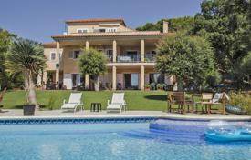 Villa – Sotogrande, Andalusien, Spanien. 1 300 000 €