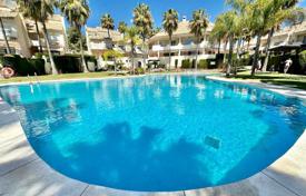 3-zimmer stadthaus 218 m² in Marbella, Spanien. 800 000 €