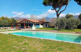 5-zimmer villa 300 m² in Forte dei Marmi, Italien. 3 400 000 €