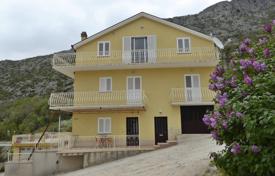 Einfamilienhaus – Brela, Split-Dalmatia County, Kroatien. 520 000 €