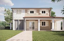 Villa 180 m² in Livorno, Italien. 745 000 €