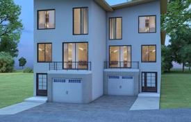 7-zimmer haus in der stadt in Scarborough, Kanada. C$1 167 000