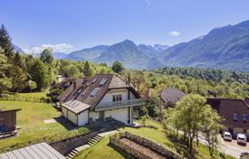 3-zimmer einfamilienhaus 183 m² in Bovec, Slowenien. 538 000 €