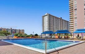 2-zimmer appartements in eigentumswohnungen 115 m² in Sunny Isles Beach, Vereinigte Staaten. $370 000
