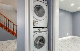 7-zimmer haus in der stadt in Scarborough, Kanada. C$2 135 000