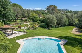 Villa – Mougins, Côte d'Azur, Frankreich. 4 400 000 €