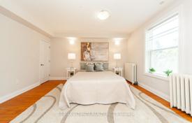 8-zimmer haus in der stadt in York, Kanada. C$1 811 000