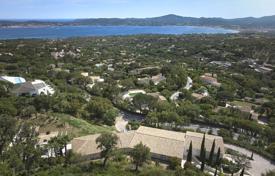Villa – Grimaud, Côte d'Azur, Frankreich. 18 000 €  pro Woche