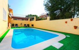 Einfamilienhaus – Tarragona, Katalonien, Spanien. 4 700 €  pro Woche
