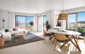 New residential complex with apartments in Antibes, Frankreich. ab 365 000 €