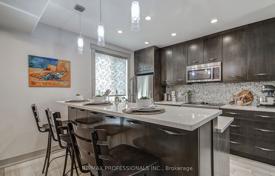 9-zimmer haus in der stadt in York, Kanada. C$1 342 000