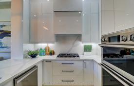 7-zimmer haus in der stadt in Scarborough, Kanada. C$1 843 000