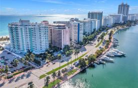Eigentumswohnung – Collins Avenue, Miami, Florida,  Vereinigte Staaten. $619 000