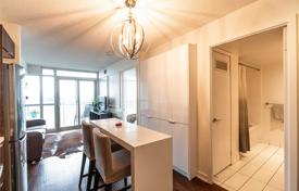 1-zimmer wohnung in Iceboat Terrace, Kanada. C$874 000