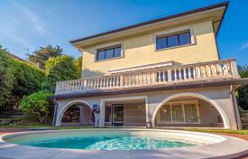 5-zimmer villa in Stresa, Italien. 1 050 000 €
