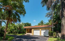 Villa – Coral Gables, Florida, Vereinigte Staaten. $1 350 000