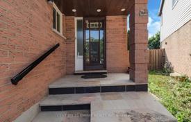9-zimmer haus in der stadt in Toronto, Kanada. C$1 096 000
