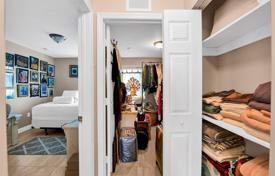 4-zimmer haus in der stadt 103 m² in Miami, Vereinigte Staaten. $375 000