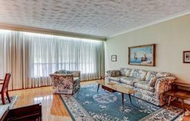 4-zimmer haus in der stadt in Etobicoke, Kanada. C$1 335 000