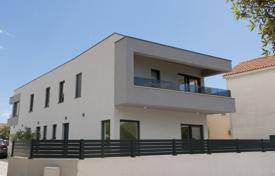 7-zimmer haus in der stadt 277 m² in Sibenik-Knin, Kroatien. 430 000 €