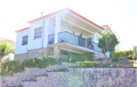 4-zimmer einfamilienhaus 200 m² in Lloret de Mar, Spanien. 214 000 €