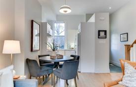 1-zimmer stadthaus in Old Toronto, Kanada. C$1 187 000