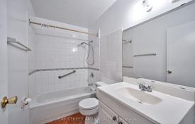 6-zimmer wohnung in Scarborough, Kanada. C$722 000