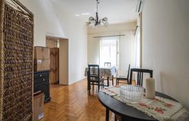 Zu verkaufen, Zagreb, Gornji Grad, Dreizimmerwohnung, Terrasse. 260 000 €