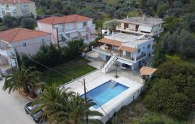 Villa – Peloponnes, Griechenland. 650 000 €
