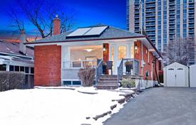 Haus in der Stadt – Scarborough, Toronto, Ontario,  Kanada. C$1 129 000