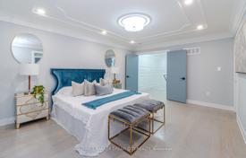12-zimmer haus in der stadt in Scarborough, Kanada. C$2 452 000