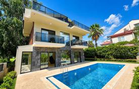 5-zimmer villa 180 m² in Foça, Türkei. 36 149 000 TRY
