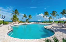 Wohnung – Fisher Island Drive, Miami Beach, Florida,  Vereinigte Staaten. $950 000