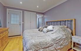 5-zimmer haus in der stadt in York, Kanada. C$1 491 000