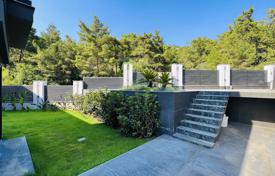 Neu Gebautes Haus mit Investitionspotenzial in Kemer Antalya. $1 339 000