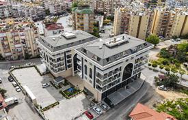 Luxuriöse Immobilien in Alanya Zentrum in der Nähe des Strandes. $395 000