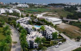 5-zimmer wohnung 375 m² in Estepona, Spanien. 850 000 €