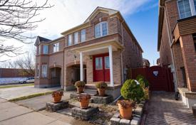 4-zimmer haus in der stadt in North York, Kanada. C$1 418 000