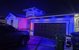 3-zimmer haus in der stadt 197 m² in Miami, Vereinigte Staaten. $620 000