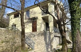 Luxuriöse Villa mit Schwimmbad, Weinbergen und Weinproduktion in Sotonici, Bar. 400 000 €