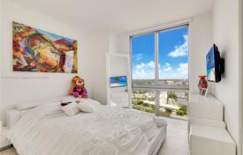 Eigentumswohnung – North Miami Beach, Florida, Vereinigte Staaten. $949 000