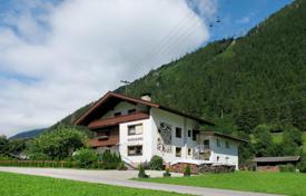 Einfamilienhaus – Mayrhofen, Tirol, Österreich. 3 540 €  pro Woche