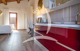 4-zimmer villa 300 m² in Castiglione del Lago, Italien. 1 290 000 €