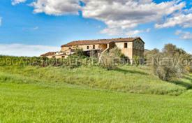 Grundstück – Trequanda, Toskana, Italien. 735 000 €