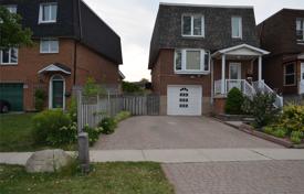 Haus in der Stadt – Etobicoke, Toronto, Ontario,  Kanada. C$1 081 000