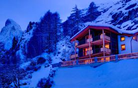6-zimmer chalet in Zermatt, Schweiz. 18 500 €  pro Woche