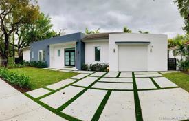 Einfamilienhaus – Miami, Florida, Vereinigte Staaten. 1 024 000 €