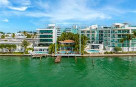 Haus in der Stadt – Miami Beach, Florida, Vereinigte Staaten. $5 500 000