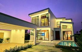 5-zimmer villa 300 m² in Pattaya, Thailand. $398 000