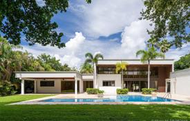 8-zimmer villa 444 m² in Miami, Vereinigte Staaten. $1 795 000